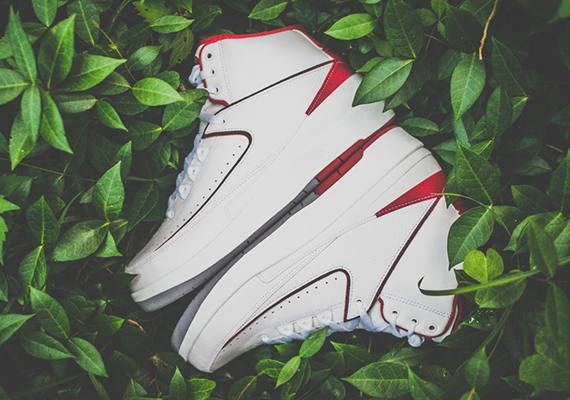 Air Jordan 2 White Red Release Reminder 2