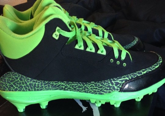 Air Jordan 3 “Seattle Seahawks” PE Cleats for Terrell Owens on eBay