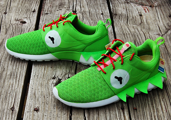 Nike Roshe Run "Kermit Meme" Customs by Gourmet Kickz