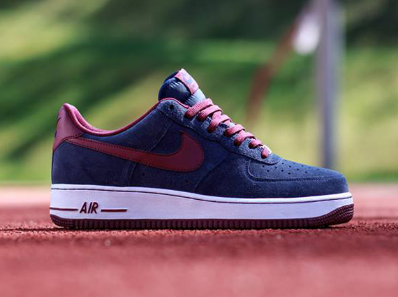 Nike Air Force 1 Low Midnight Deep Garnett 02