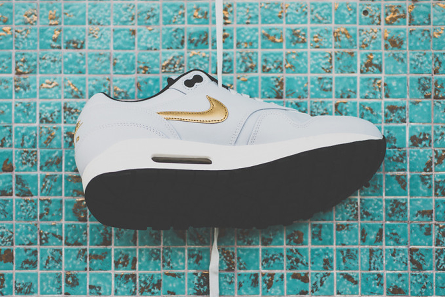 Nike Air Max 1 Trophy 02