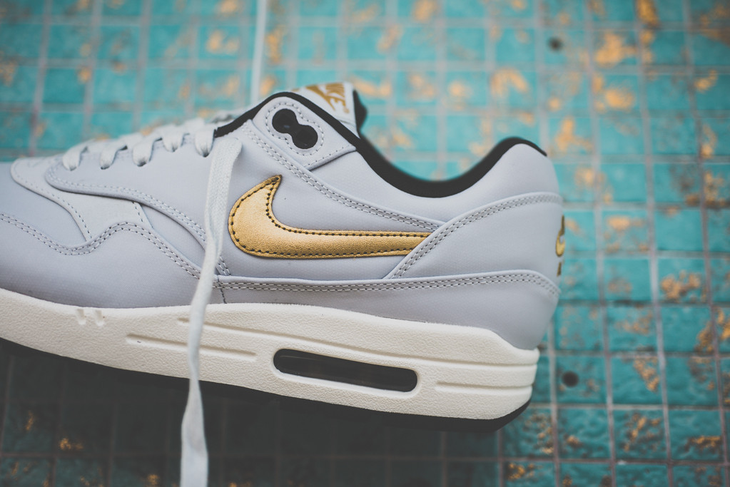 Nike Air Max 1 Trophy 03