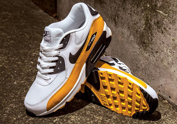 Nike Air Max 90 White Black University Gold 3