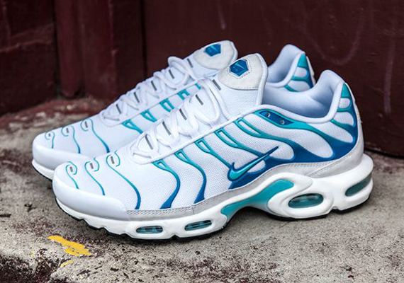 Nike Air Max Plus Dream 02