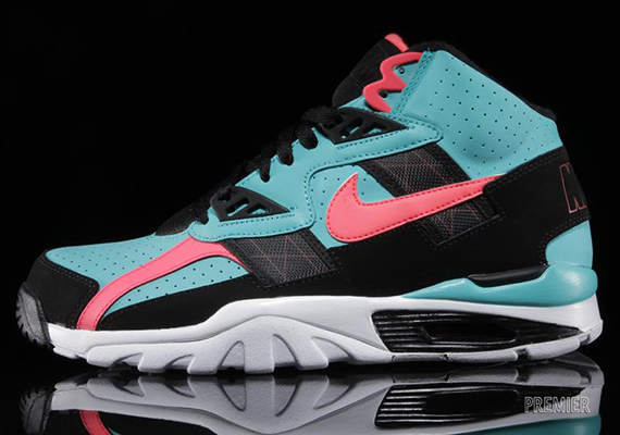 Nike Air Trainer Sc High Hyper Jade Hyper Punch