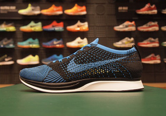 Nike Flyknit Racer - Blue - Black - White