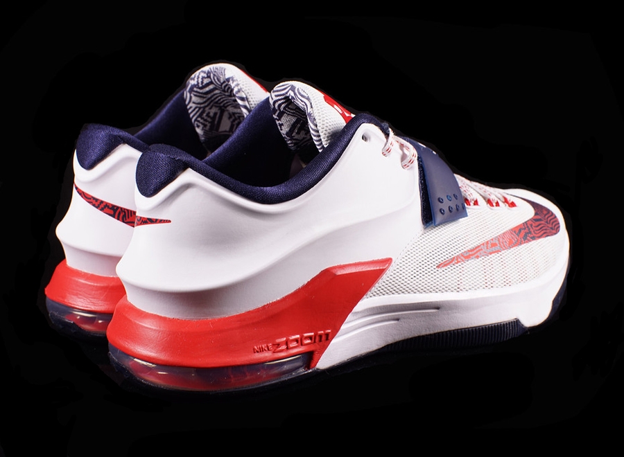 Nike KD 7 "USA" - Arriving at Retailers