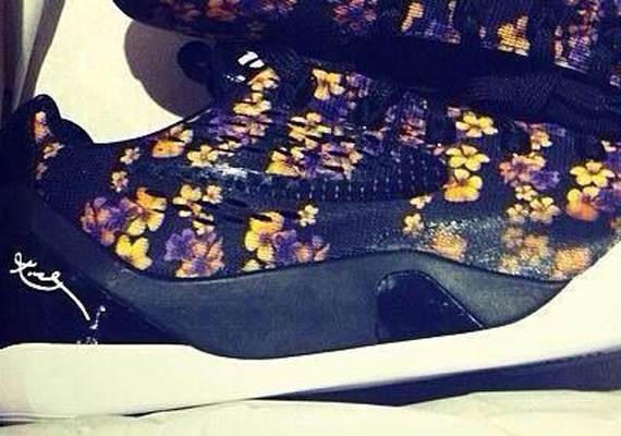 Nike Kobe 9 EM GS "Floral"