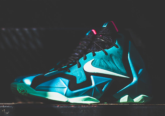 Nike LeBron 11 GS “South Beach”