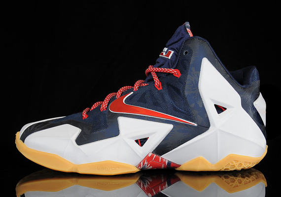 Nike Lebron 11 Independence Day 
