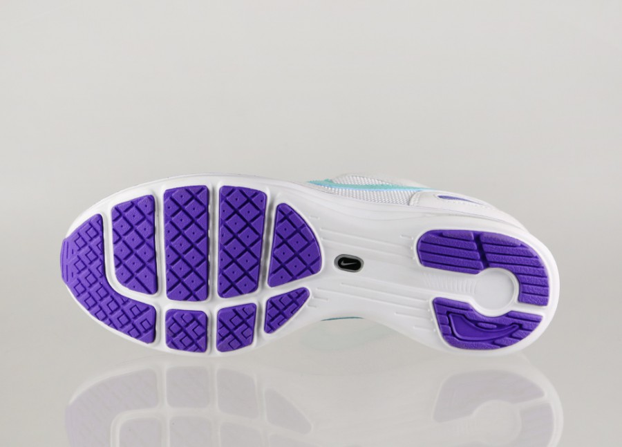 Nike Lunarspeed Mariah Hyper Grape 02