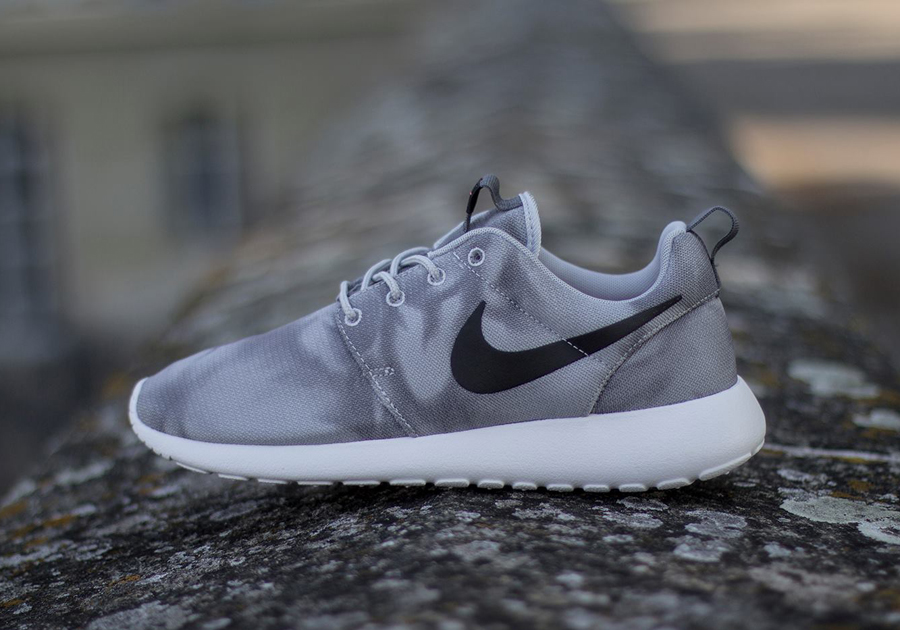 Nike Roshe Run Marble Print