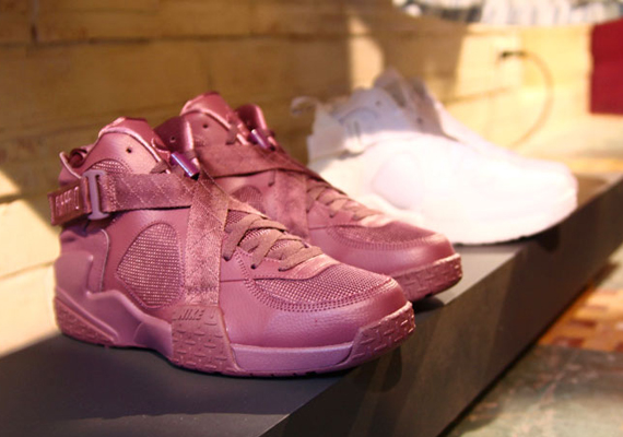 Pigalle Nike Air Raid 1