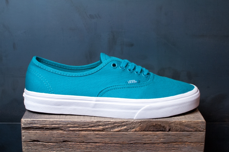 Vans Authentic Mono Pack 03