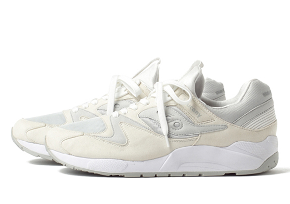 White Mountatineering Saucony Grid 9000 01