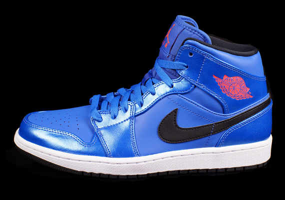 Air Jordan 1 Mid - Sport Blue - Infrared 23 - Black | Available