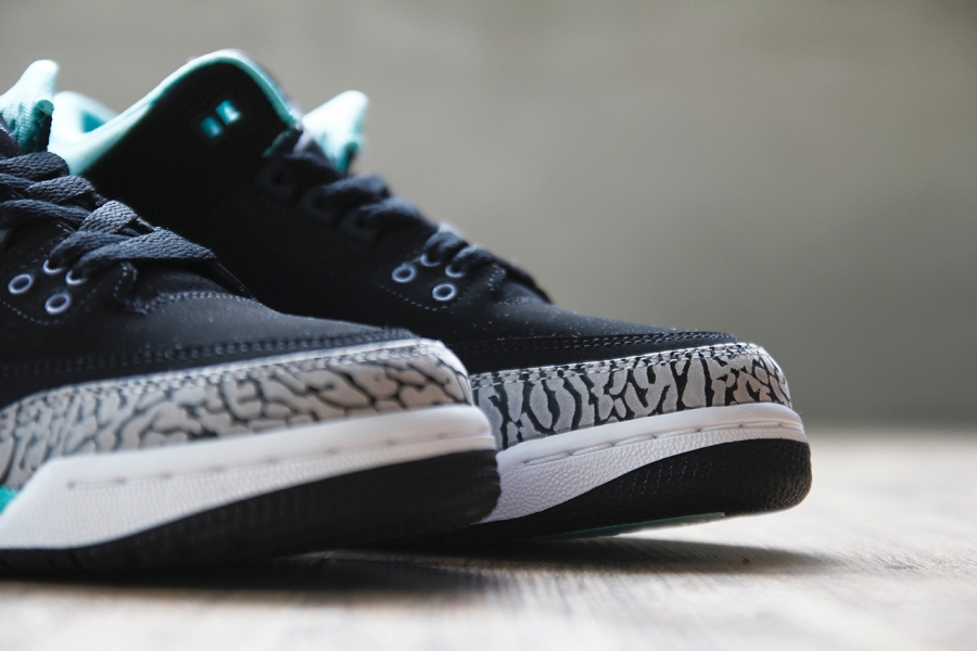 Air Jordan 3 Gs Black Mint Grey 05