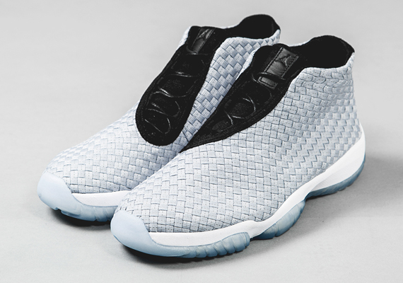 Air Jordan Future Prm Metallic Silver Release Reminder 01