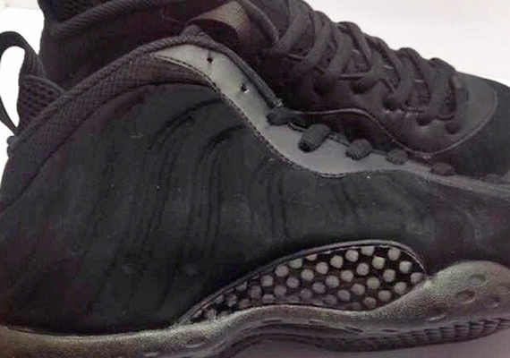 Nike Air Foamposite One "Black Suede" - Release Date 