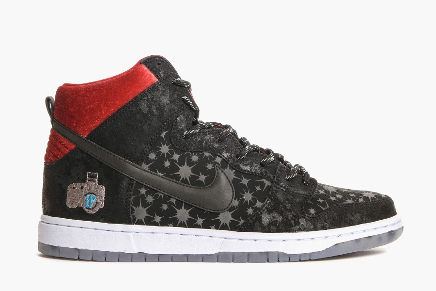 Brooklyn Projects Nike Sb Dunk Paparazzi 01