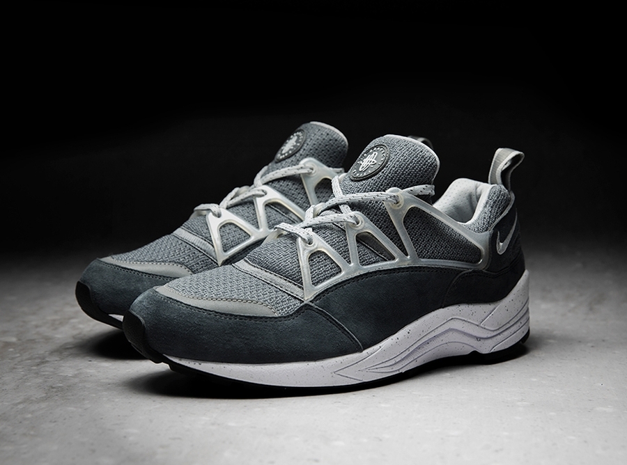 Footpatrol Nike Air Huarache Light Cement 01