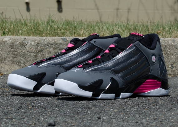 Hyper Pink Jordan 14 07