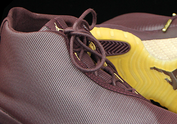 Jordan Future – Maroon – Gum