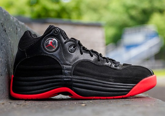 Jordan Jumpman Team 1 – Black – Infrared 23