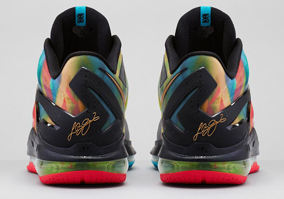 Lebron 11 Low Se Multi Color Nikestore 4