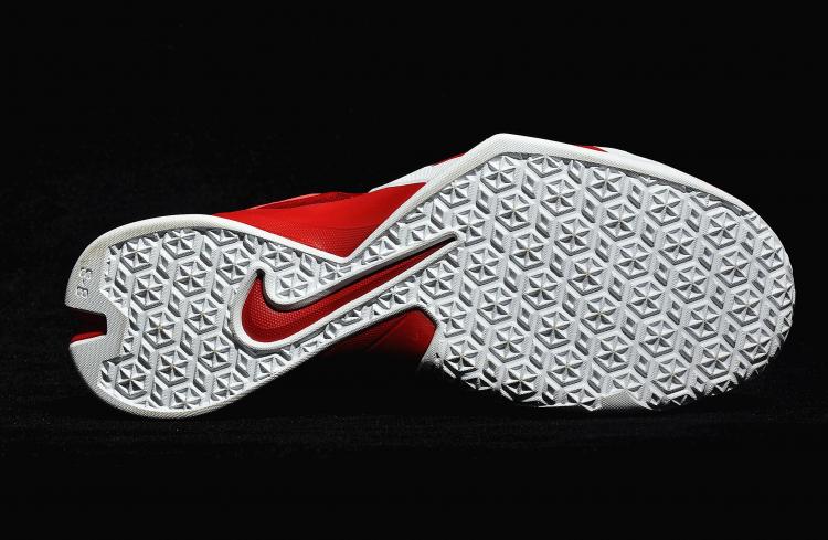 Lebron Zoom Soldier 8 08