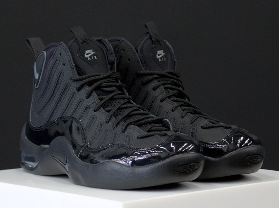 Nike Air Bakin Blackout 01