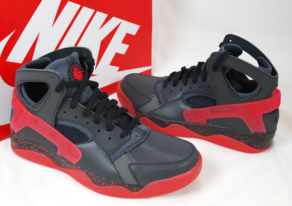 Nike Air Flight Huarache Black Reflective Challenge Red 2