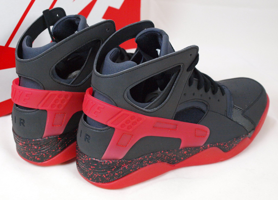 Nike Air Flight Huarache Black Reflective Challenge Red 4