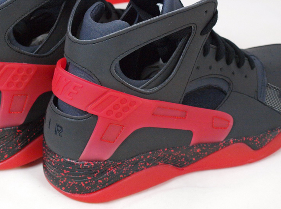 Nike Air Flight Huarache – Black Reflective – Challenge Red