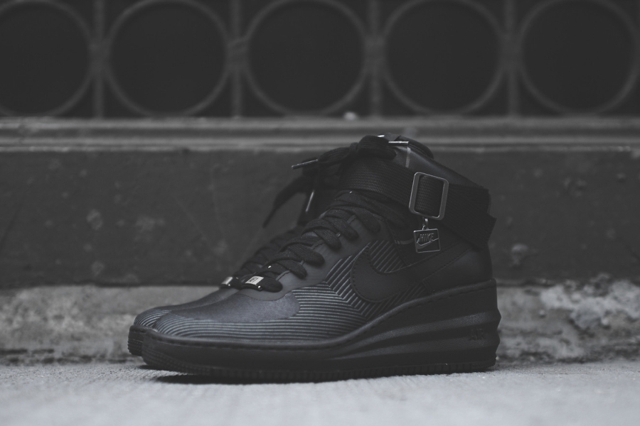 Nike Air Force 1 Sneaker Wedge 06