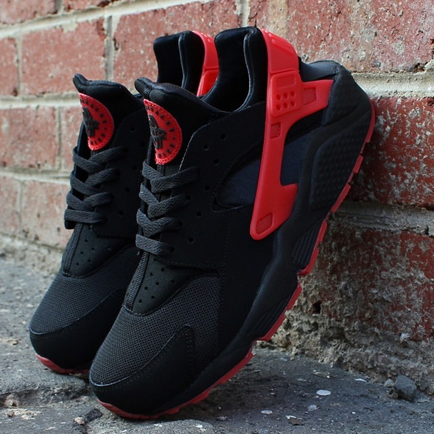 Nike Air Huarache Black Red 02