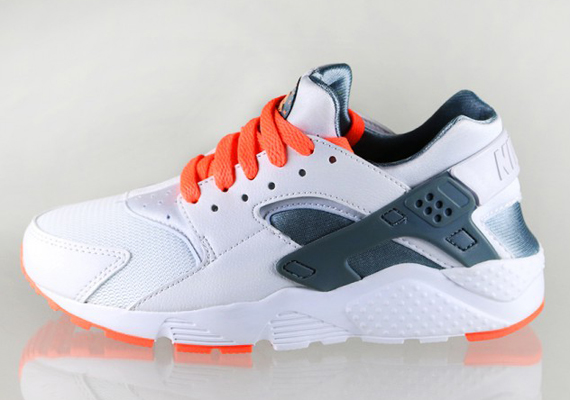 Nike Air Huarache GS - White - Magnet Grey - Bright Mango