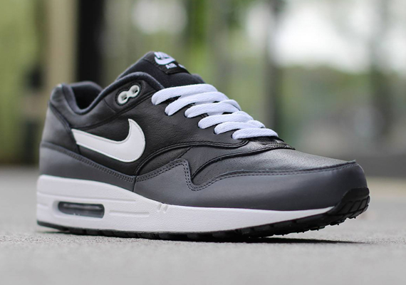 Nike Air Max 1 - Black - White - Dark Grey