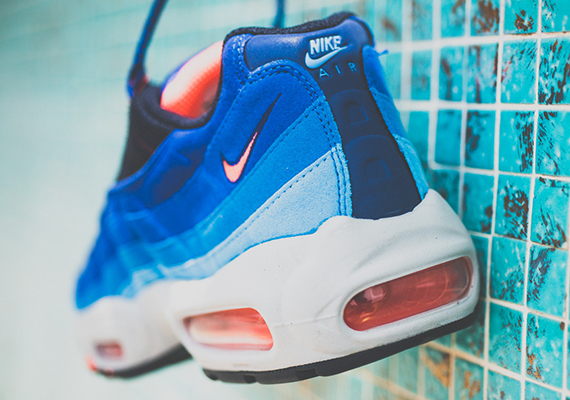 Nike Air Max 95 Blue Crimson Available 4