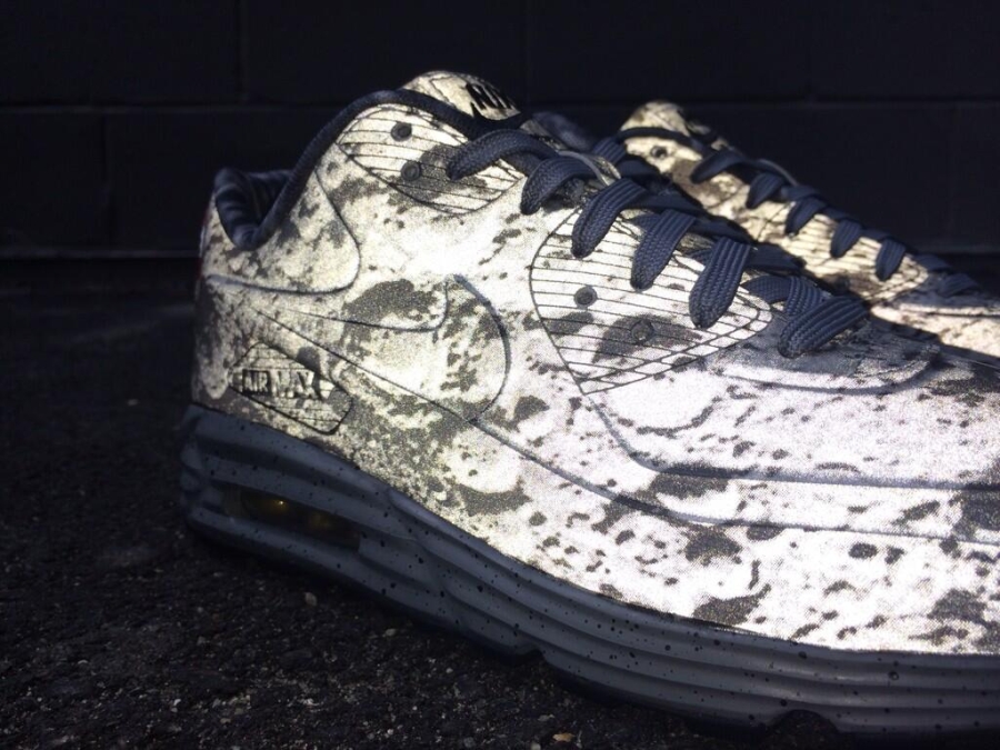 Nike Air Max Lunar 90 Moon Landing