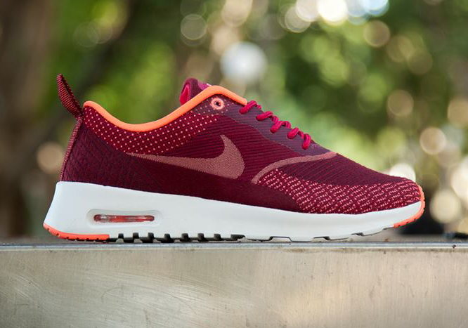 Nike Air Max Thea Jcd Fuschia Mango 02
