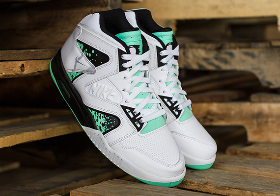 Nike Air Tech Challenge Hybrid Og Release Reminder 3