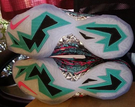 Nike Chuck Posite South Beach 03