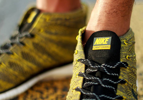 Nike Flyknit Chukka Tarp Gold 1