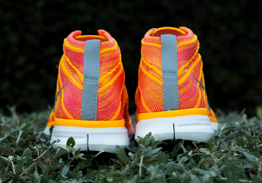 Nike Free Flyknit Chukka Womens Atomic Mango Punch 2