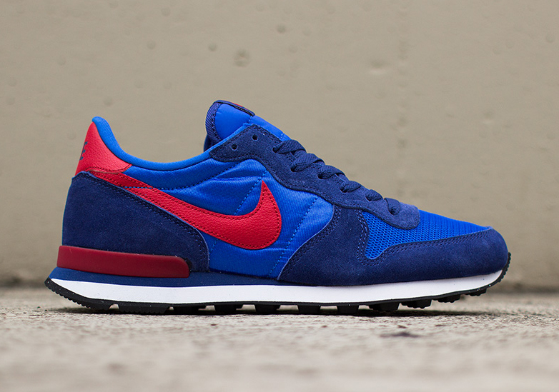 Nike Internationalist - Hyper Cobalt - Gym Red