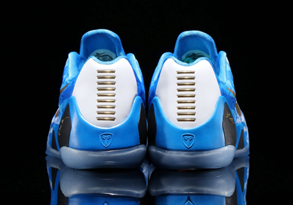 Nike Kobe 9 Em Hyper Cobalt White Photo Blue Gold 1