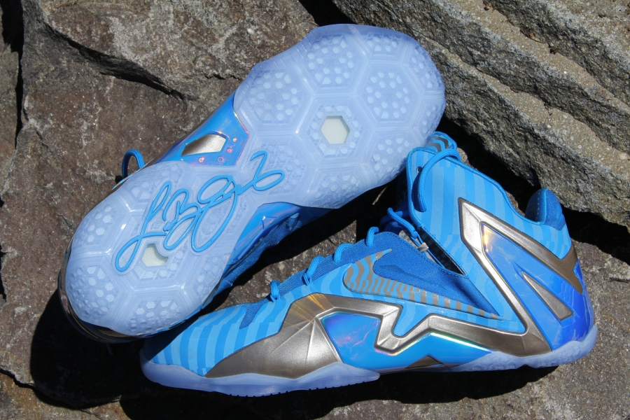 Nike Lebron 11 Elite Unreleased Blue Siver Sample 02