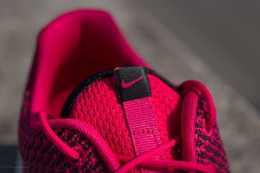 Nike Roshe Run Fuscia Force 02