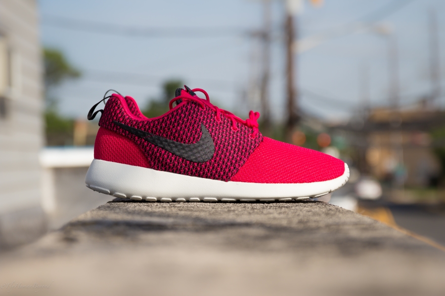 Nike Roshe Run Fuscia Force 04